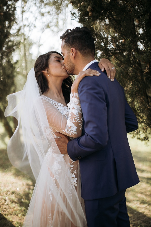 whimsical-intimate-wedding-tuscany-rustic-details_24