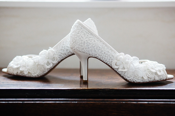white-bridal-shoes