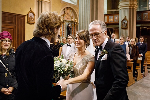 winter-romantic-wedding-italy_11